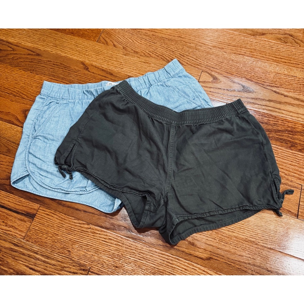Madewell Womens Pull On Shorts Bundle Size M Blue Chambray Olive Green 2 Pairs - Picture 1 of 5